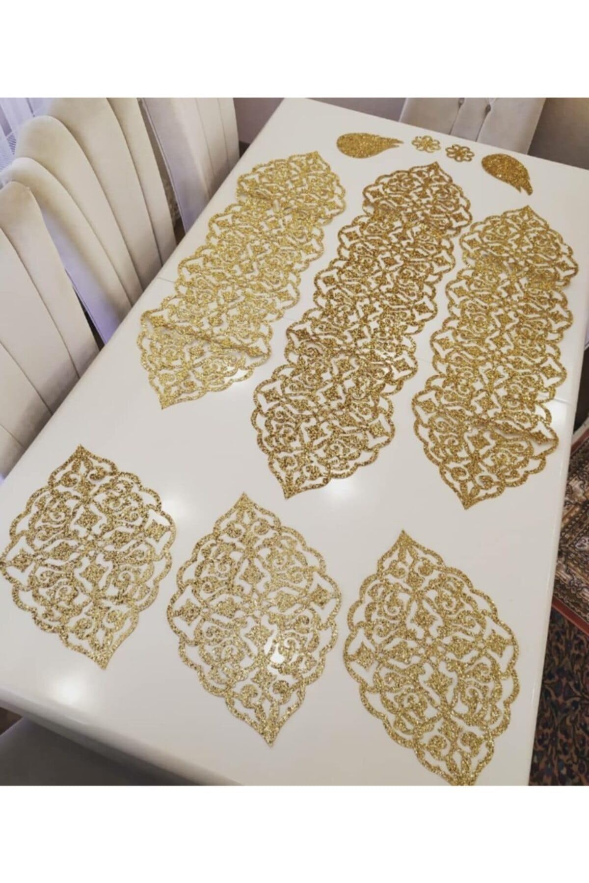 ชุดผ้าปูโต๊ะและแผ่นรองจานลายหน - Table Runner บทวิจารณ์และราคา